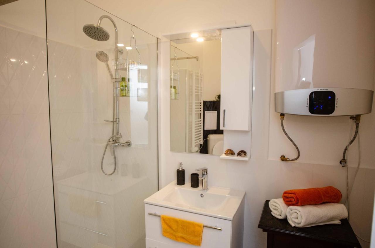 Csilla Home Apartman ミシュコルツ エクステリア 写真