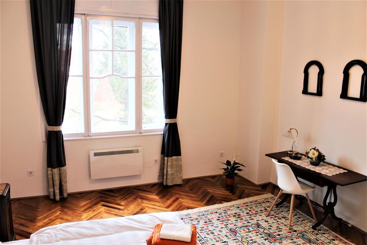 Csilla Home Apartman ミシュコルツ エクステリア 写真